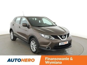 Nissan Qashqai II Crossover 1.6 DIG-T 163KM 2017 Nissan Qashqai Navi Kamera cofania Klimatyzacja, zdjęcie 9