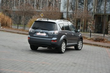 Mitsubishi Outlander II 2.2 DID DOHC 156KM 2007 Mitsubishi Outlander 2.2DiD 2007r 7os. Skóra, zdjęcie 20