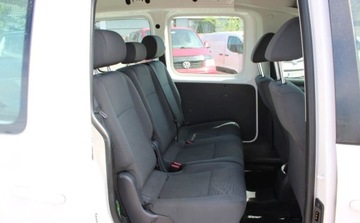 Volkswagen Caddy III Kombi Facelifting 1.6 TDI 102KM 2014 Volkswagen Caddy 1.6D 102KM przeb.163tys klima hak ksiazka 1.6 Diesel, zdjęcie 17