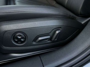 Audi A4 B9 Limousine Facelifting 2.0 40 TDI 204KM 2023 Audi A4 Limousine VAT 23 Matrix Head up Webasto Skorzana tapicerka, zdjęcie 16