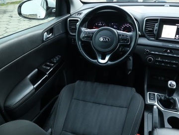 Kia Sportage IV SUV 1.7 CRDi 115KM 2017 Kia Sportage 1.7 CRDi, Navi, Klima, Tempomat, zdjęcie 6