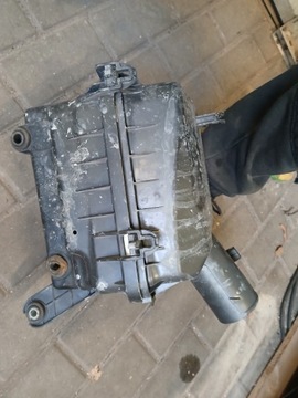 MITSUBISHI OUTLANDER III 2.0 BENZÍN POUZDRO FILTRU 1500A388