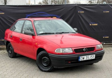 Opel Astra F Cabrio 1.4 Si 82KM 2000 Opel Astra Opel Astra F 1.4b NISKI PRZEBIEG Dlugie OC i Przeglad Zamiana, zdjęcie 1