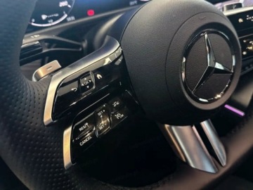 Mercedes Klasa E W214 Sedan 2.0 220d 197KM 2025 E Klasa 220 d 4-Matic AMG 2.0 (197KM) 2025, zdjęcie 8