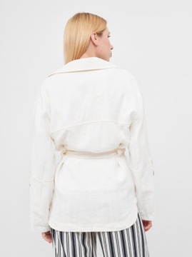 BERSHKA Biały płaszcz podwijane rękawy (XS/S)
