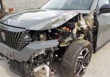 Peugeot 2008 II SUV Facelifting 1.2 PureTech 130KM 2024 Peugeot 2008 Okazja 1.2 Benzyna 130KM, zdjęcie 12