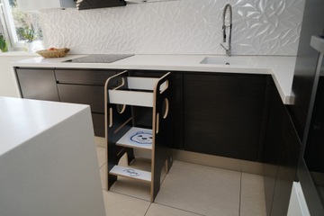 Деревянный кухонный помощник для ребенка. Складная кухонная доска 2 в 1.