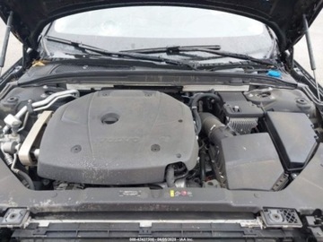 Volvo S60 III Sedan 2.0 T5 250KM 2020 Volvo S60 2020 Volvo S60 T5 FWD Momentum 2.0 Benzyna 250KM, zdjęcie 8