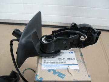 PRAVÉ ZRCÁTKO PEUGEOT 307