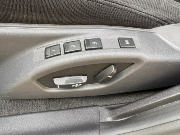 Volvo V60 I Kombi 1.6 T4 180KM 2011 Volvo V60 T4 180 KM Automat Podgrzewane fotele, zdjęcie 9