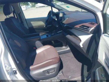 Toyota Sienna III 2021 Toyota Sienna Platinum 2021 2.5 Hybryda 189KM, zdjęcie 9