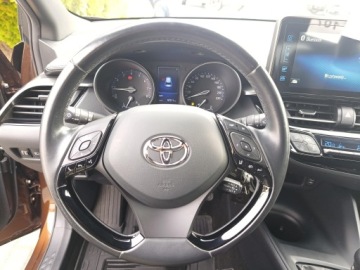 Toyota C-HR I Crossover 1.2L Turbo 116KM 2017 Toyota C-HR 1.2 T GPF Premium Toyota C-HR 1.2 Pre, zdjęcie 30