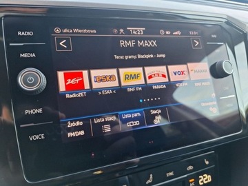 Volkswagen Passat B8 Variant Facelifting 2.0 TDI SCR 150KM 2022 Volkswagen Passat SalonPL serwis ASO 2.0TDI 150KM MatrixLED pakiety AppCon, zdjęcie 31