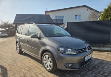Volkswagen Touran II 1.6 TDI 105KM 2011 Volkswagen Touran Sprowadzony Ubezpieczony Zarejestrowany 1.6 Diesel, zdjęcie 1