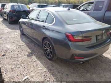 BMW Seria 3 G20-G21 2022 BMW Seria 3 2022 BMW 330E XDRIVE 2.0 Hybryda Plug-in 180KM, zdjęcie 3