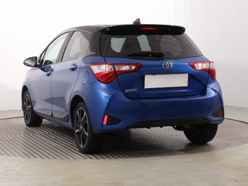 Toyota Yaris III Hatchback 5d Facelifting 2017 1.5 Dual VVT-iE 111KM 2017 Toyota Yaris 1.5 Dual VVT-i, Salon Polska, zdjęcie 3