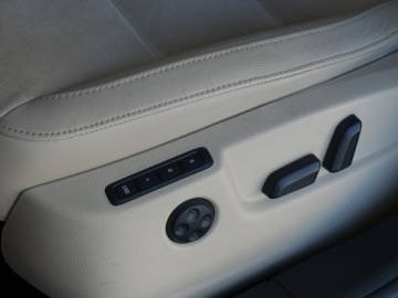 Skoda Superb II Kombi 3.6 FSI 4x4 260KM 2010 Škoda Superb Skoda Superb 3.6, zdjęcie 15