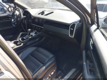 Porsche Cayenne III 2021 Porsche Cayenne 2021 3.0l 3.0 Benzyna 335KM, zdjęcie 9