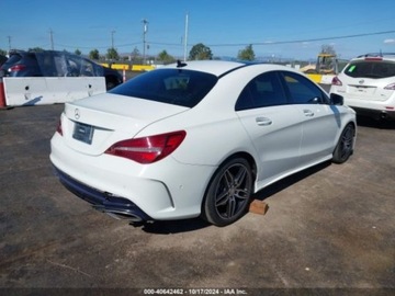 Mercedes CLA C117 2017 Mercedes-Benz CLA 2017 MERCEDES-BENZ CLA 250 2.0 Benzyna 208KM, zdjęcie 4