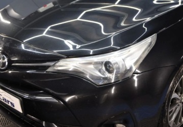 Toyota Avensis III Wagon Facelifting 2015 2.0 D-4D 143KM 2015 Toyota Avensis PL Salon _ kombi _ kamera cofania _ Alu17_ 2.0 Diesel 143KM, zdjęcie 13