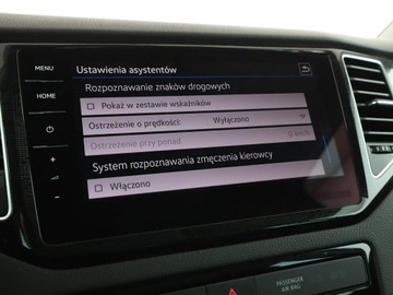 Volkswagen Golf Sportsvan Sportsvan Facelifting 1.5 TSI ACT 150KM 2019 Volkswagen Golf Sportsvan Highline automat, zdjęcie 28