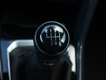 Volkswagen T-Roc I SUV 1.5 TSI ACT 150KM 2018 VW T-Roc 1.5 TSI, Salon Polska, Skóra, Navi, zdjęcie 17