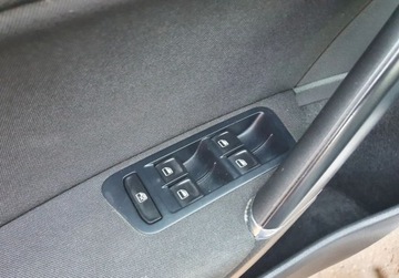 Volkswagen Golf VII Variant 1.6 TDI CR DPF BlueMotion Technology 105KM 2014 Volkswagen Golf Serwis Zarejestrowany GetHelp 1.6 Diesel 105KM, zdjęcie 16