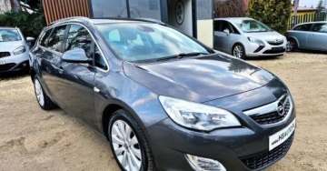 Opel Astra J Sports Tourer 1.4 Turbo ECOTEC 140KM 2011 Opel Astra BENZYNA nawigacja pol SKORA super okazja POLECAMY 1.4, zdjęcie 7