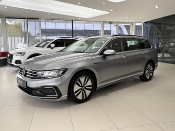 Volkswagen Passat B8 GTE Variant Facelifting 1.4 TSI Plug-In-Hybrid 218KM 2022 Volkswagen Passat GTE / 1 właściciel / Salon Polsk