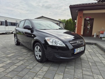 Kia Ceed I Hatchback 1.4 109KM 2008 Kia Ceed 1,4Benzyna