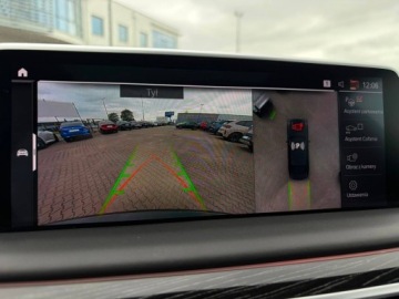 BMW Seria 7 G11-G12 Sedan Facelifting 4.4 750i 530KM 2021 BMW 750 MPakiet keyLess Dociągi Panorama Wentylowa, zdjęcie 23