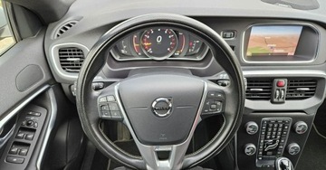 Volvo V40 II Hatchback Facelifting 1.5 T3 152KM 2019 Volvo V40 152Ps.Bezyna Automat R Design Full Led Navi Skora Alcantara 2019, zdjęcie 21