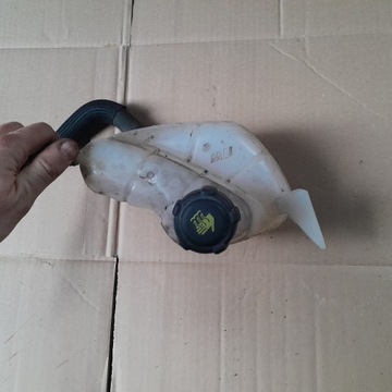 БАК ДЛЯ ЖИДКОСТИ, УРАВНИТЕЛЬНЫЙ КАДЖАР ОТ 16 ЛЕТ. ПОЛНЫЙ