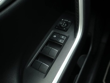 Toyota RAV4 V SUV 2.5 Hybrid Dynamic Force 218KM 2022 Toyota RAV 4 2.5 Hybrid, Salon Polska, zdjęcie 18