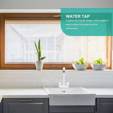 Смеситель для кухонного умывальника с двойной ручкой