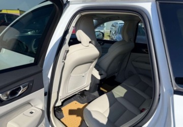 Volvo XC60 II 2024 Volvo XC 60 Dark Core Plus 2.0 Benzyna 264KM, zdjęcie 29