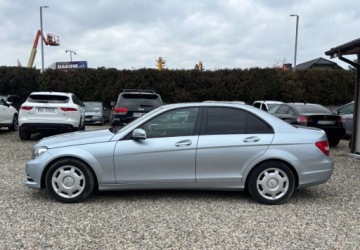Mercedes Klasa C W204 Limuzyna 1.6 180 K BlueEFFICIENCY 156KM 2012 Mercedes-Benz Klasa C Polski salon 1.6 Benzyna 156KM, zdjęcie 2
