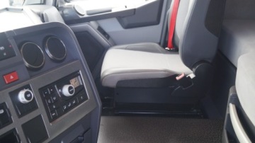 ПОЛНАЯ КАБИНА RENAULT GAMA T 2014