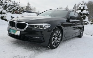 BMW Seria 5 G30-G31 Touring 520d 190KM 2020 BMW Seria 5 2,0D 190 KM X-DRIVE Full Led Nawigacja SPORT-LINE 2.0 Diesel, zdjęcie 2