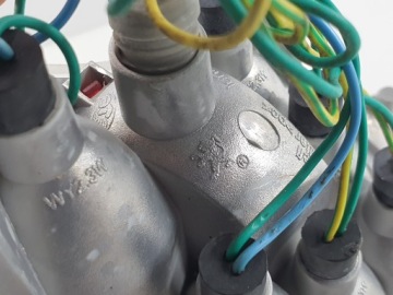 ЗАДНИЙ ПРАВЫЙ КОНТРОЛЬНЫЙ ФОНАРЬ PEUGEOT E-VIVACITY