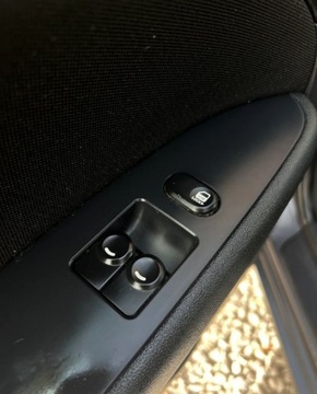 Hyundai i30 I Hatchback 1.4 109KM 2010 Hyundai i30 Klima Niski przebieg Isofix Gwarancja w cenie Warszawa VKAF, zdjęcie 22