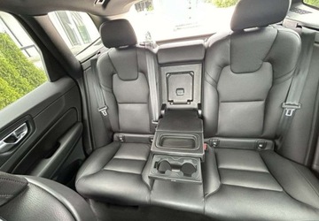 Volvo XC60 II Crossover D4 190KM 2019 Volvo XC 60 R Design z Gwarancja Model 2020r 2.0 Diesel 190KM, zdjęcie 6