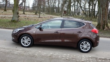 Kia Ceed II Hatchback 5d Facelifting 1.6 GDI 135KM 2015 ..Ceed .. Serwisowany .. Grzana Kierownica i Fotele .. Czujniki parkowania, zdjęcie 27