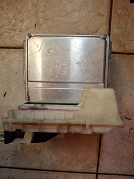 ECU VOLVO V70 XC70 2.4 D 0281010319 Z NĚMECKO