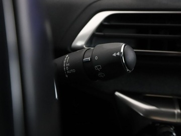 Peugeot 3008 II Crossover 1.5 BlueHDI 130KM 2019 Peugeot 3008 GT-Line automat panorama navi kamera, zdjęcie 35