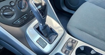 Ford C-MAX II Minivan 2.0 TDCi 140KM 2013 Ford C-MAX 2.0 TDCI 140KM Automat Grzane Fotele Panorama Klima Sam Parkuje, zdjęcie 13