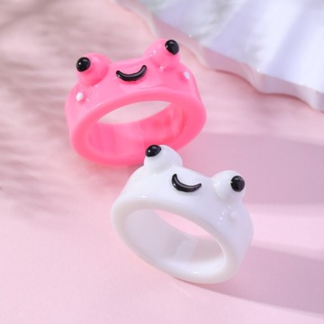 КОЛЬЦО С РЕПТИЛИЕЙ МИЛЫЕ ЛЯГУШКИ ВИНТАЖНЫЕ КОЛЬЦА