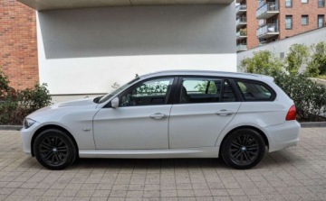 BMW Seria 3 E90-91-92-93 Touring E91 2.0 318d 143KM 2012 BMW Seria 3 2,0D Salon PL Lift 2012 r. 2.0 Diesel 143KM, zdjęcie 5