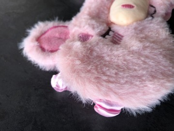 OPASKA NA OCZY MASKA DO SPANIA SNU RELAKSU ŚWINKA na gumce Oldman pluszowa