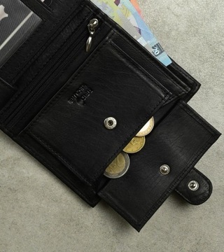 Skórzany portfel męski ze schowkiem na suwak
